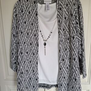 Alfred Dunner Black and White Top Large